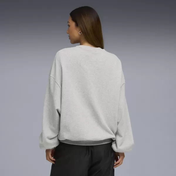  Damen Sweatshirt PUMA X ROSÉ OVERSIZED CREW 63380310 FLACHE HELLGRAUE HEATHER 