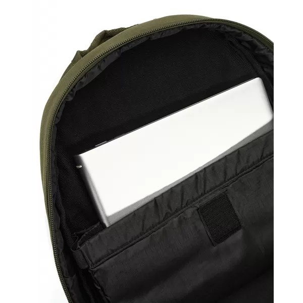  Rucksack BRANDIT 8649 DUNKLE CAMO 