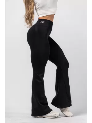 Formende, nahtlose, ausgestellte Leggings FLOW SEAMLESS 498 BLACK Nebbia