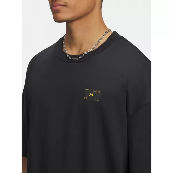  Herren-T-Shirt UNDER ARMOUR UA HWT WOVEN LABEL SS 6005668-001 SCHWARZ 