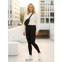 Schwarz
