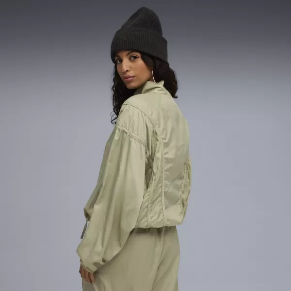  Damenjacke PUMA DARE TO OVERSIZED WOVEN JACKET 63214882 LUX-ARMEE 