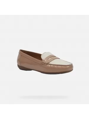 Damenmokassins GEOX ANNYTAH MOC G000632 HELLBRAUN