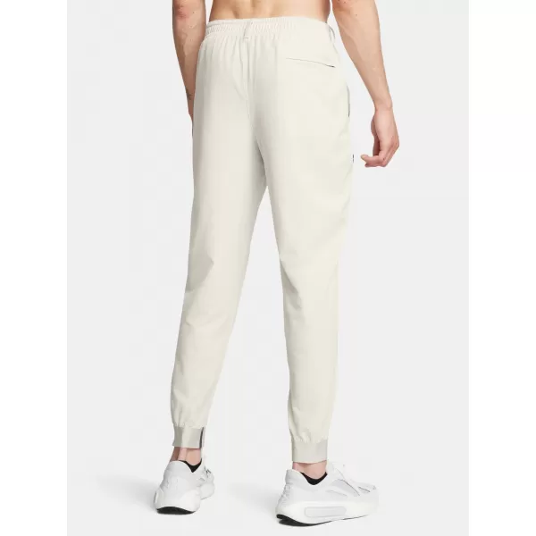 Herren-Jogginghose UNDER ARMOUR UNSTOPPABLE JOGGERS 1388823-110 WEIß 