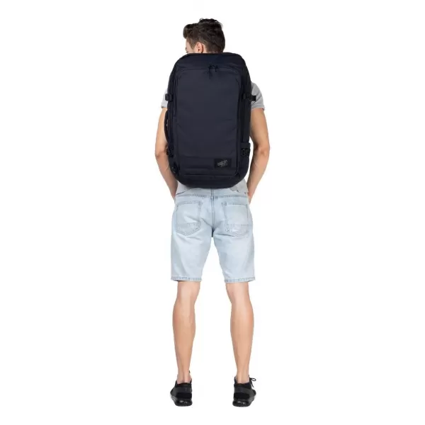  Rucksack CABINZERO Adventure Pro 42L ABSOLUT SCHWARZ 