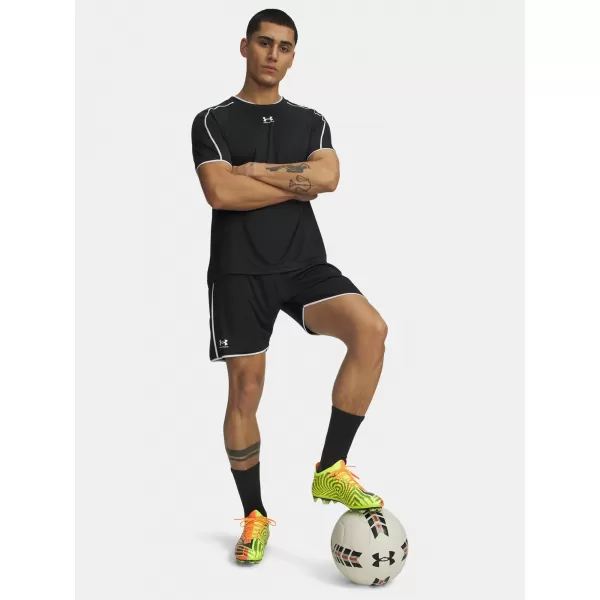  Herrenshorts UNDER ARMOUR M CHALLENGER TRAIN SHORT 6009896-001 SCHWARZ 
