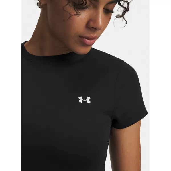  Damen-T-Shirt UNDER ARMOUR MOTION FITTED SS EMEA 6012291-001 SCHWARZ 