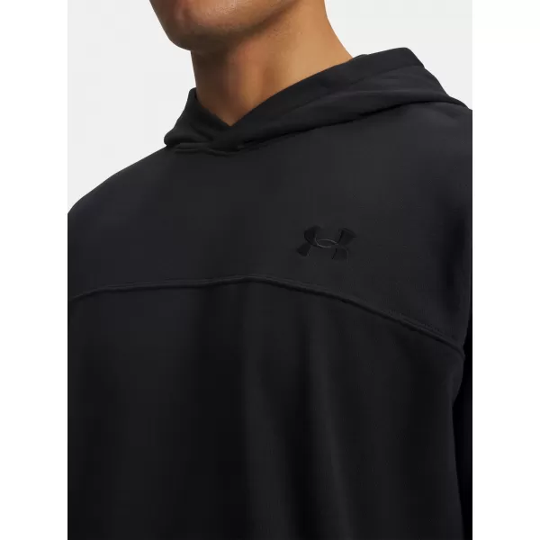  Herren-Sweatshirt UNDER ARMOUR RIVAL LW HOODIE 6012335-001 SCHWARZ 