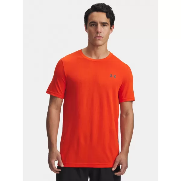  Herren-T-Shirt UNDER ARMOUR VANISH SEAMLESS NOVELTY SS 1388129-844 ORANGE 