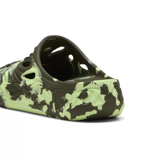  Hausschuhe PUMA MB.04 SLIDE 397665_14 DUNKLES OLIV/PRICKELNDES LICHT 