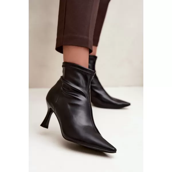  Damen-Stiefeletten BOTO 7107 SCHWARZ GLÄNZEND 