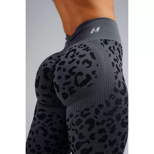  Kompressions-Push-up-Leggings mit Leopardenmuster NEBBIA PRIMAL 849 SCHWARZER LEOPARD 