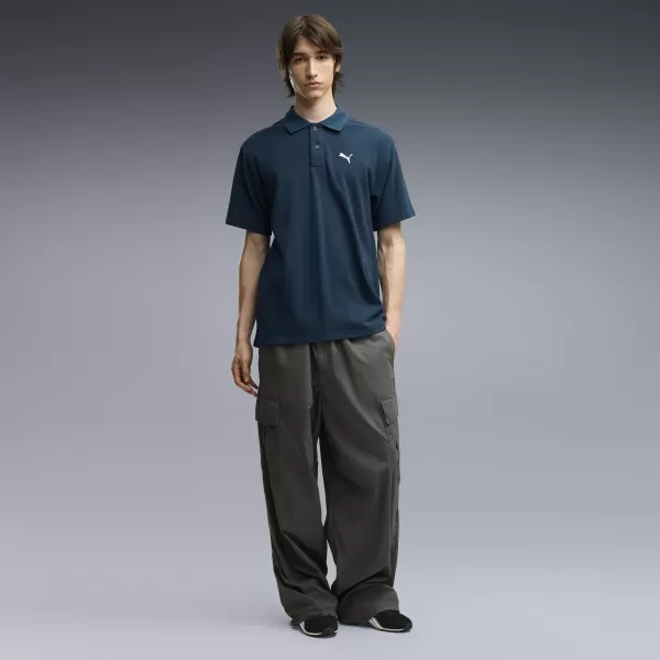  Herren-T-Shirt mit Kragen PUMA WARDROBE ESS PIQUE RELAXED POLO 62965736 MITTERNACHTSBENZIN 