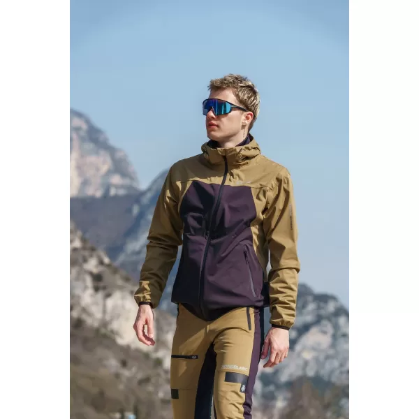  Wasserdichte Softshelljacke für Herren NORDBLANC EXPEDITIOUS NBSSM8323 BRAUN 