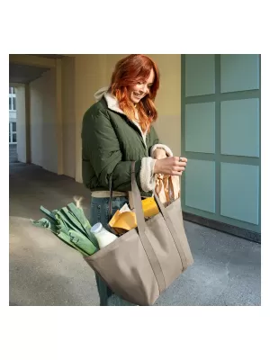 Tasche REISENTHEL -NR6067 TAUPE