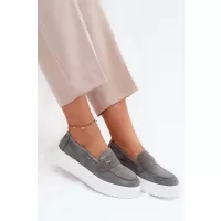 Grau