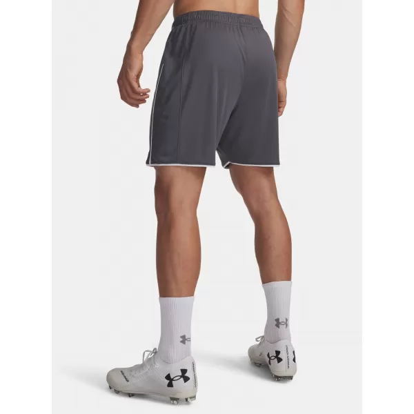  Herrenshorts UNDER ARMOUR M CHALLENGER TRAIN SHORT 6009896-025 GRAU 