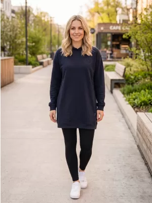 Erweitertes Damen-Sweatshirt SAM 73 LOLA WM 789 DUNKELBLAU