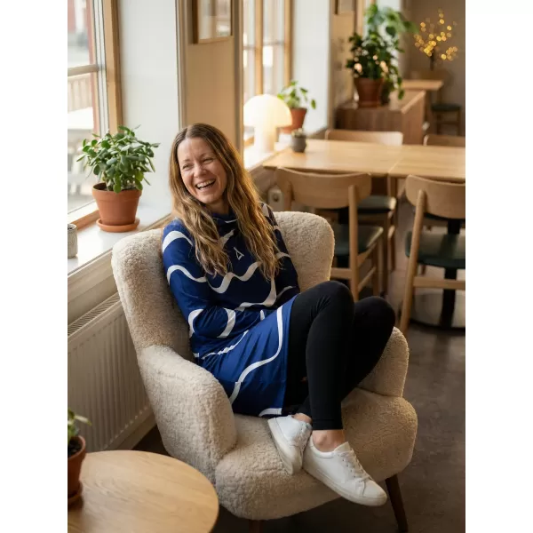  Damen erweitertes Premium -Sweatshirt ALTISPORT VOJ/ALW088MI06 DUNKELBLAU 