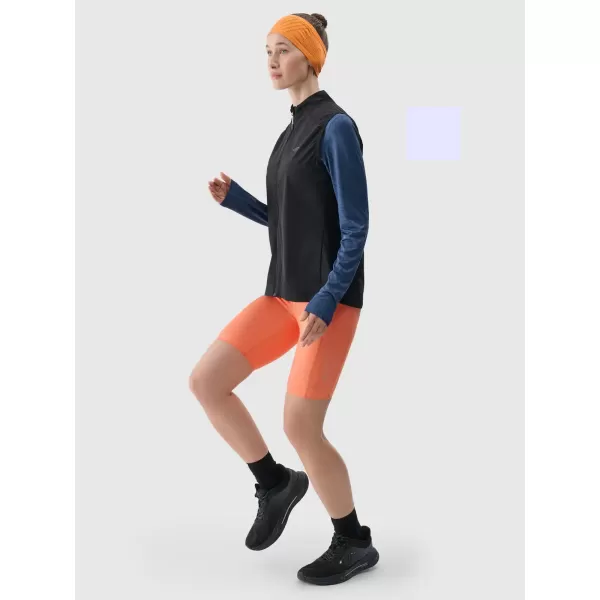  Weste 4F WSS25TVJAF246 TIEF SCHWARZ 