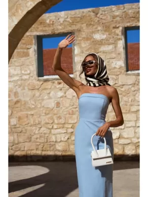 Kleid MOE M843 HELLBLAU