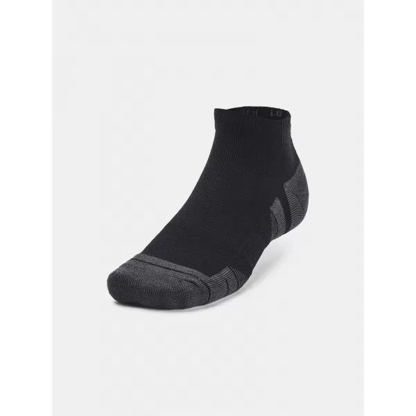  Socken UNDER ARMOUR PERFORMANCE TECH LOW (3 PÁRY) 1379504-001 SCHWARZ 