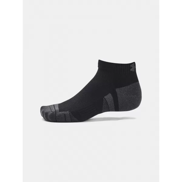  Socken UNDER ARMOUR PERFORMANCE TECH LOW (3 PÁRY) 1379504-001 SCHWARZ 